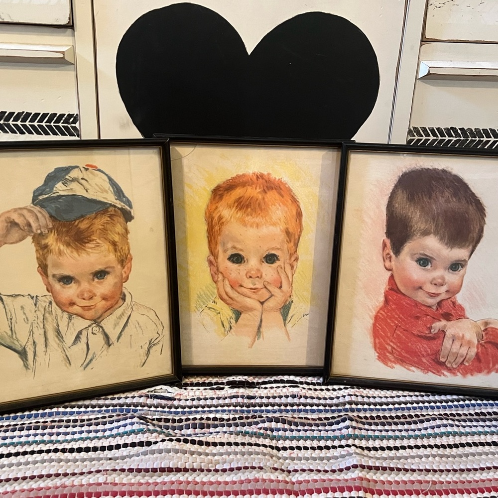 Vintage color pencil portrait pictures